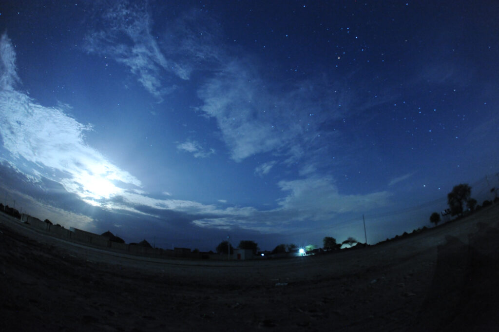 もう一度、星空の下で水を浴びたい